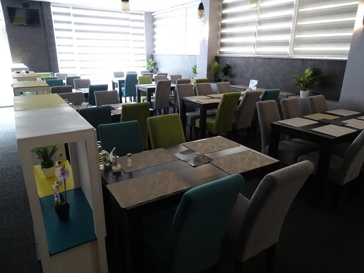 Motel Luxor Високо Экстерьер фото